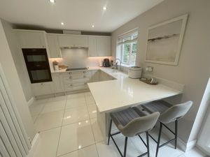 Photo 19- click for photo gallery